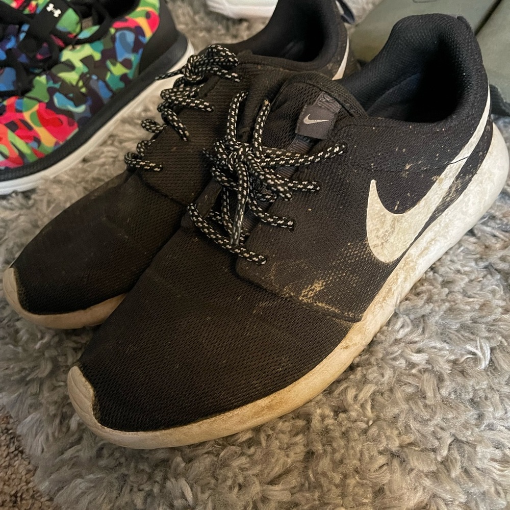 Black Nikes